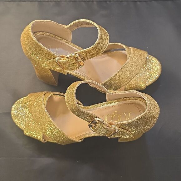 SUGAR LEEZA GOLD GLITTER CRISS-CROSS STRAP BLOCK HEEL HEIGHT SANDAL - Picture 6 of 16